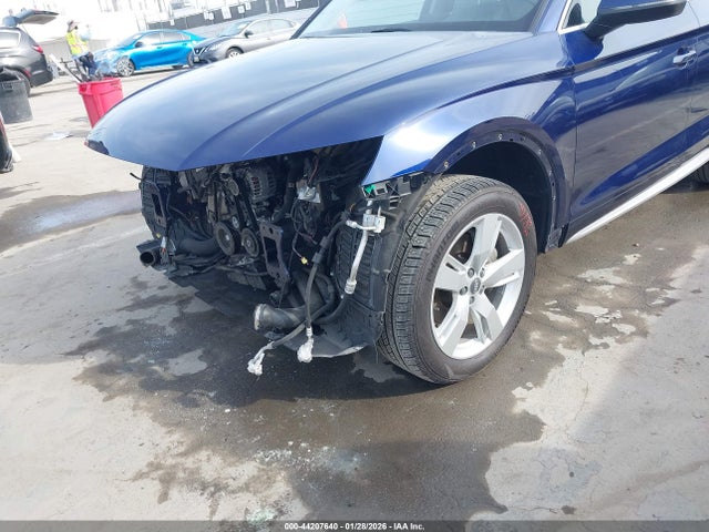 WA1BNAFY9J2029591 Audi Q5 2.0t Premium/2.0t Tech Premium