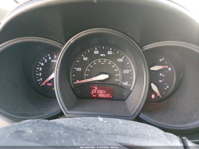 KNADM4A36G6632818 KIA RIO LX