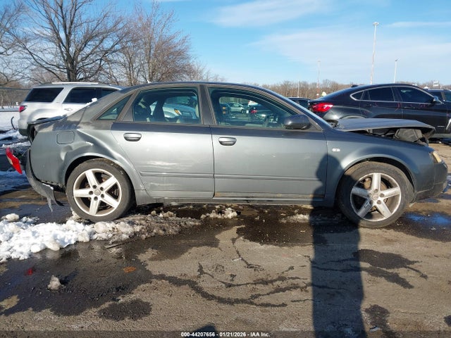 Продажа на аукционе авто 2005 Audi A4 1.8t Special Edition, vin: WAULC68E95A091758, номер лота: 44207656