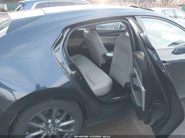2019 Mazda Mazda3 მანქანა იყიდება აუქციონზე, vin: JM1BPBJMXK1141043, აუქციონის ნომერი: 44207660