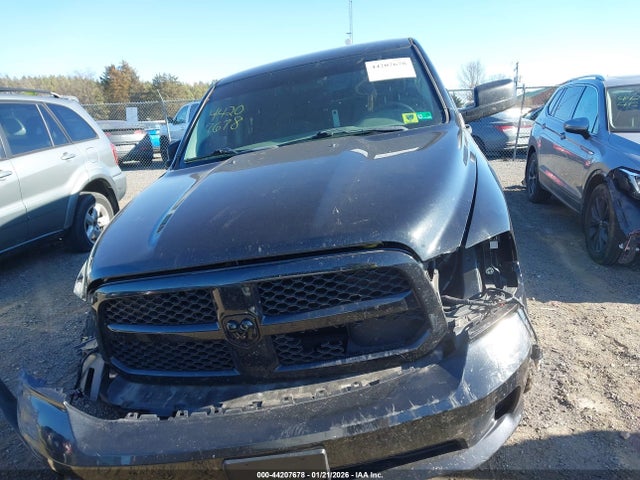 Продажа на аукционе авто 2018 Ram 1500 Express  4x4 6'4 Box, vin: 1C6RR7FT6JS282293, номер лота: 44207678