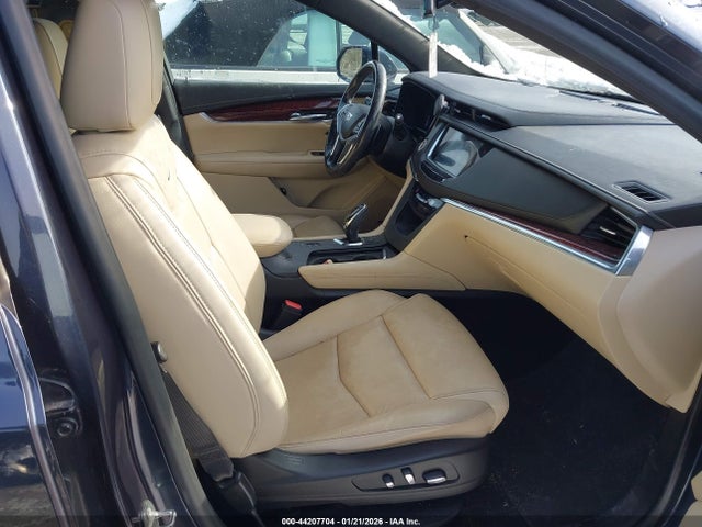 2018 CADILLAC XT5 1GYKNFRS1JZ217680 Photo 4