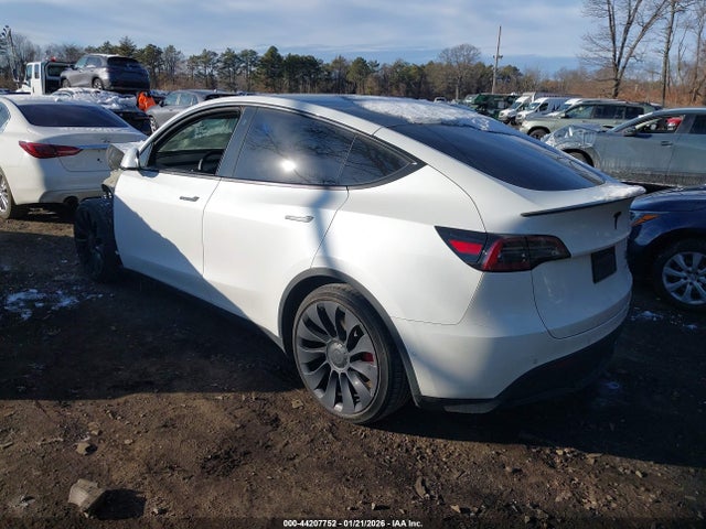 2022 TESLA MODEL Y 7SAYGDEF9NF378641 Photo 2
