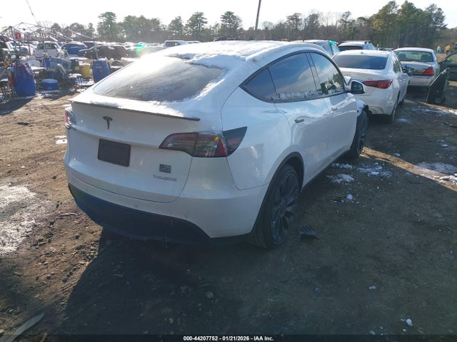 2022 TESLA MODEL Y 7SAYGDEF9NF378641 Photo 3
