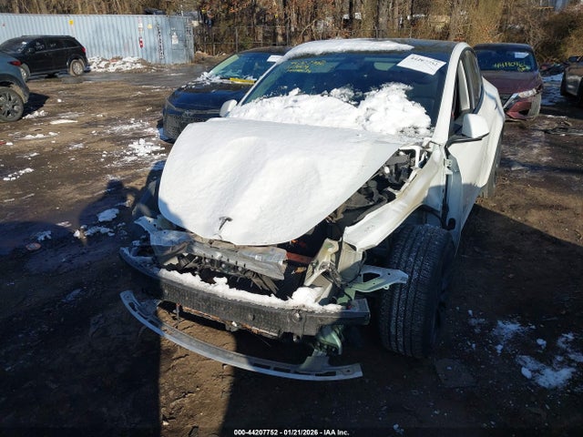 2022 TESLA MODEL Y 7SAYGDEF9NF378641 Photo 5