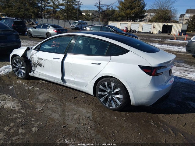 2024 TESLA MODEL 3 5YJ3E1EA4RF822675 Photo 2