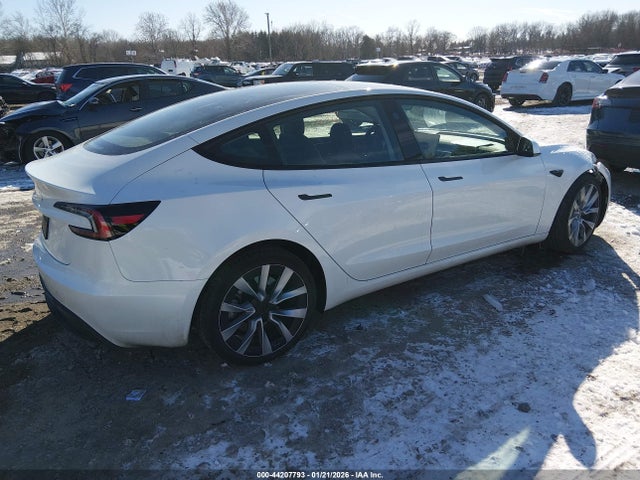 2024 TESLA MODEL 3 5YJ3E1EA4RF822675 Photo 3