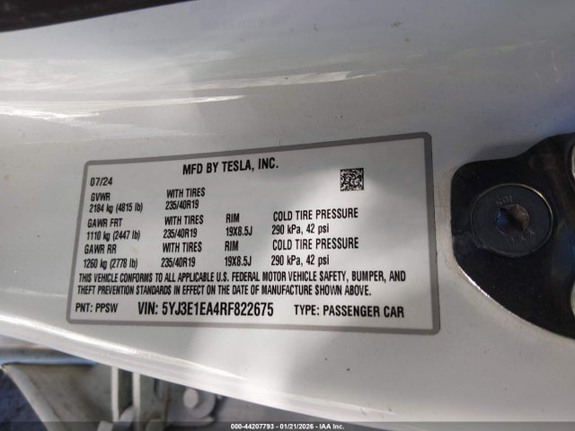 2024 TESLA MODEL 3 5YJ3E1EA4RF822675 Photo 8