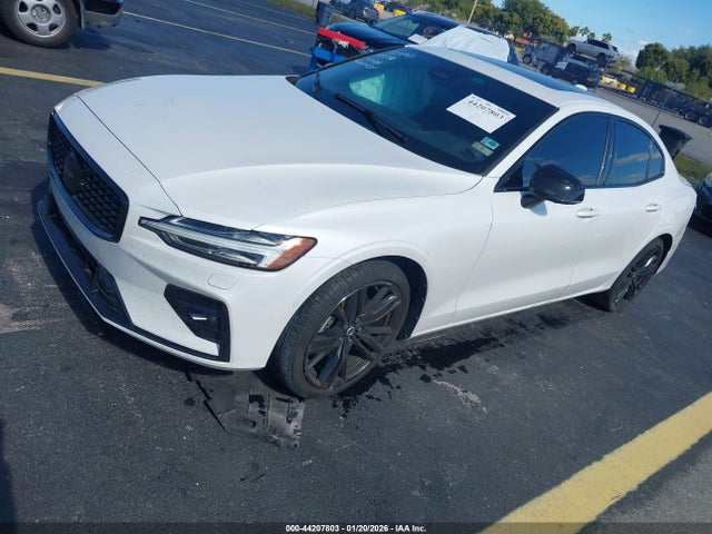 2024 VOLVO S60 7JRL12FH5RG290339 Photo 1