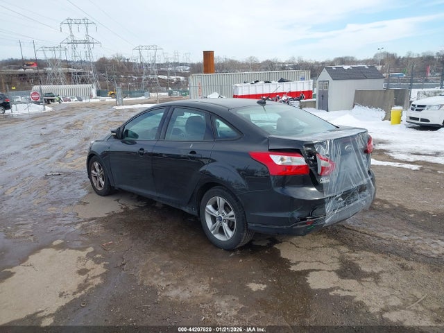 Ford FOCUS SE 2014 1FADP3F25EL285197 Image 3