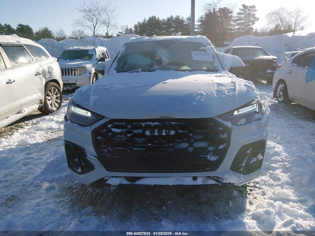 Продаж на аукціоні авто 2023 Audi Q5 Premium Plus 45 Tfsi S Line Quattro, vin: WA1EAAFY8P2016672, номер лоту: 44207832