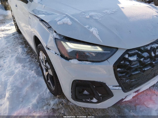 Продаж на аукціоні авто 2023 Audi Q5 Premium Plus 45 Tfsi S Line Quattro, vin: WA1EAAFY8P2016672, номер лоту: 44207832