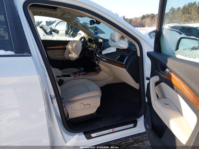 Продаж на аукціоні авто 2023 Audi Q5 Premium Plus 45 Tfsi S Line Quattro, vin: WA1EAAFY8P2016672, номер лоту: 44207832