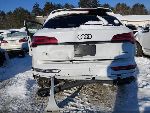 Продаж на аукціоні авто 2023 Audi Q5 Premium Plus 45 Tfsi S Line Quattro, vin: WA1EAAFY8P2016672, номер лоту: 44207832