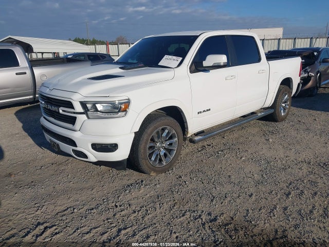 44207838 :رقم المزاد ، 1C6RREJM6LN204750 vin ، 2020 Ram 1500 Laramie  4x2 5'7 Box مزاد بيع