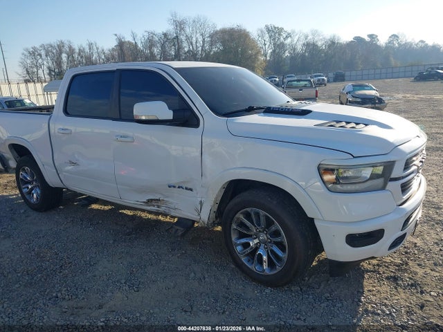 44207838 :رقم المزاد ، 1C6RREJM6LN204750 vin ، 2020 Ram 1500 Laramie  4x2 5'7 Box مزاد بيع