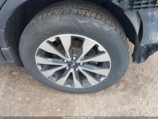 4S4BSANC3H3279915 Subaru Outback 2.5i Limited