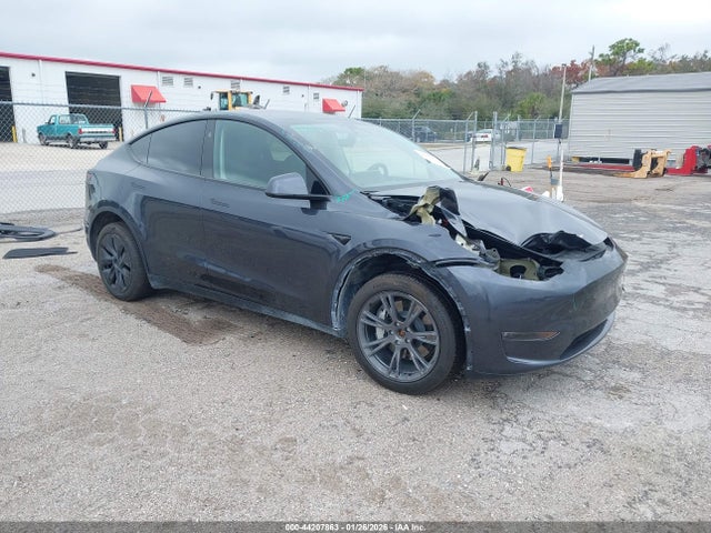 2025 TESLA MODEL Y 7SAYGDEE0SA354468 Photo 0