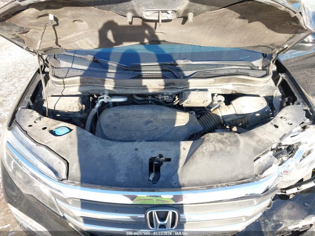 44207865 :رقم المزاد ، 5FNYF6H5XJB070936 vin ، 2018 Honda Pilot Ex-l مزاد بيع
