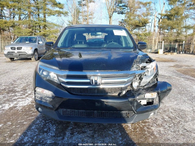 44207865 :رقم المزاد ، 5FNYF6H5XJB070936 vin ، 2018 Honda Pilot Ex-l مزاد بيع