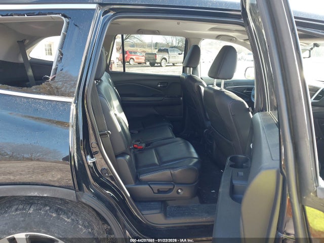 44207865 :رقم المزاد ، 5FNYF6H5XJB070936 vin ، 2018 Honda Pilot Ex-l مزاد بيع