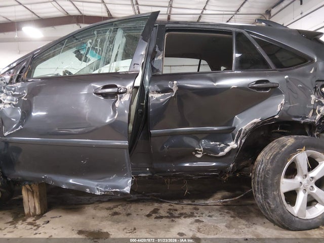 2005 Lexus Rx 330 მანქანა იყიდება აუქციონზე, vin: 2T2HA31U35C083824, აუქციონის ნომერი: 44207872