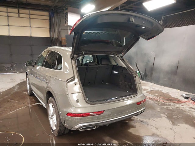2023 AUDI Q5 WA1E2AFY7P2062474 Photo 2