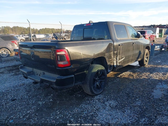 1C6SRFFT8RN208251 RAM 1500 Big Horn 4x4 5&#039;7 Box