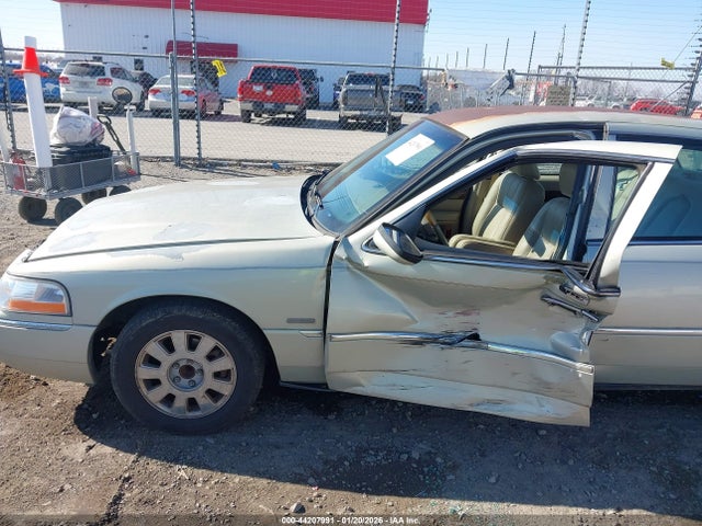 2005 MERCURY GRAND MARQUIS 2MEFM75W55X672079 Photo 5