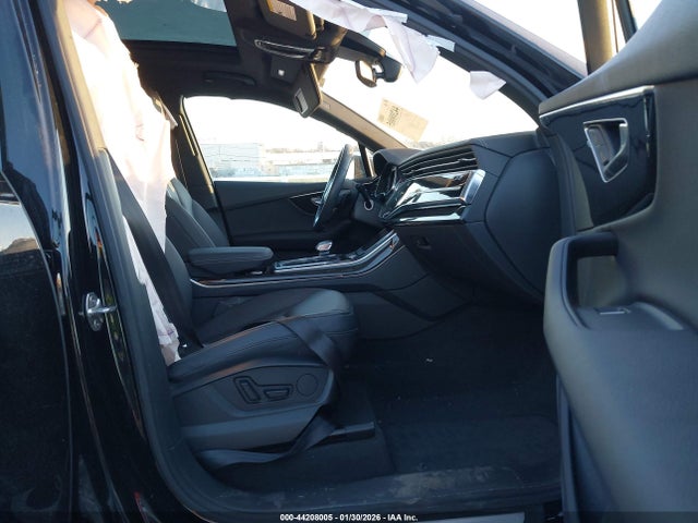 2025 AUDI Q7 WA1ACBF77SD007268 Photo 4