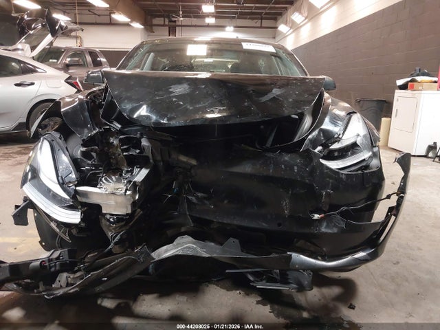 Продаж на аукціоні авто 2021 Tesla Model 3 Standard Range Plus Rear-wheel Drive, vin: 5YJ3E1EA3MF029781, номер лоту: 44208025