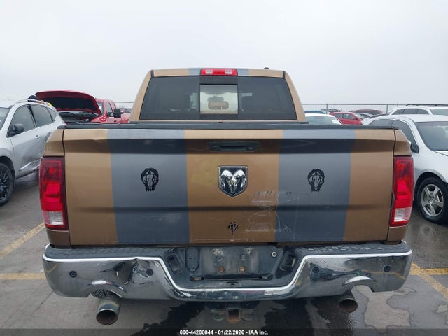 44208044 :رقم المزاد ، 1C6RD6NT6CS110228 vin ، 2012 Ram 1500 Laramie مزاد بيع