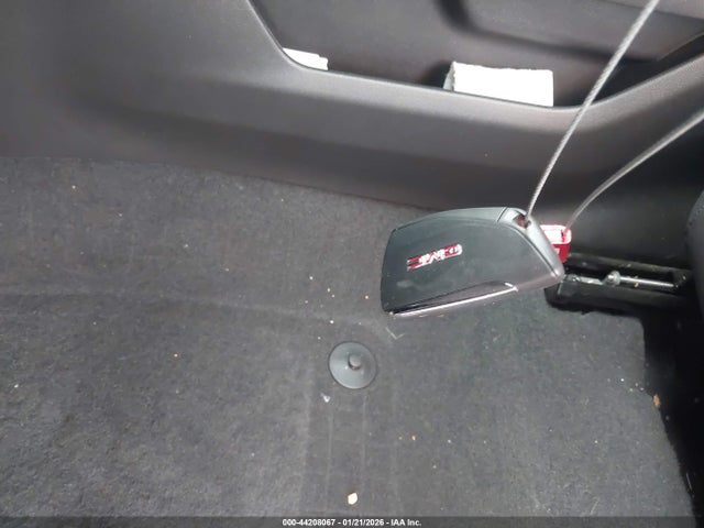 3GTUUEE81SG275666 GMC Sierra 1500 At4