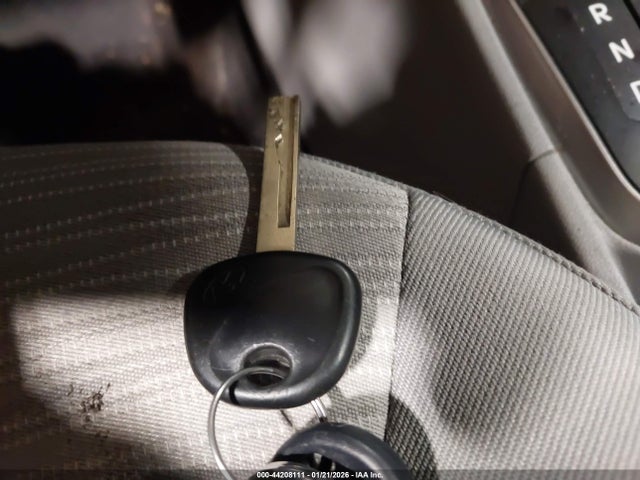 44208111 :رقم المزاد ، KMHCT4AE7HU209063 vin ، 2017 Hyundai Accent Se مزاد بيع