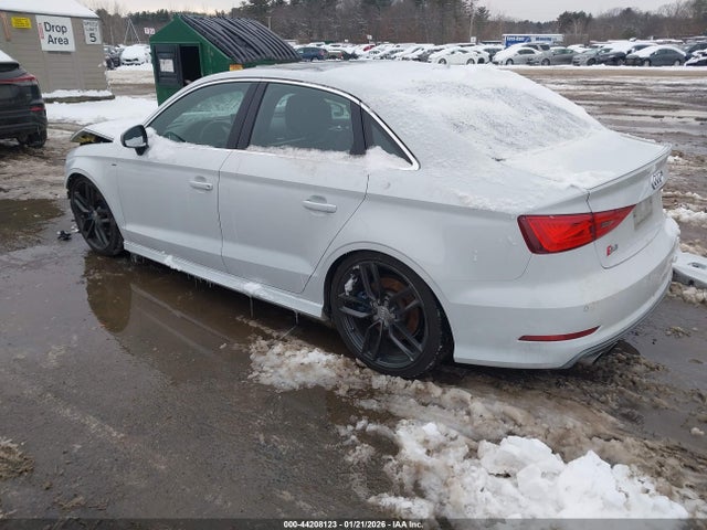2015 AUDI S3 WAUBFGFF4F1132190 Photo 2