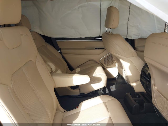 1C4RJKBG3M8118089 Jeep Grand Cherokee L Limited 4x4