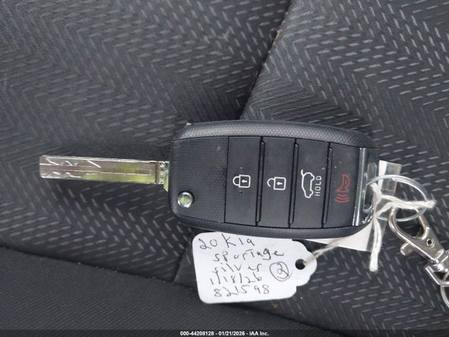 2020 Kia Sportage Lx მანქანა იყიდება აუქციონზე, vin: KNDPM3AC1L7821598, აუქციონის ნომერი: 44208128