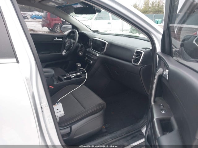 2020 Kia Sportage Lx მანქანა იყიდება აუქციონზე, vin: KNDPM3AC1L7821598, აუქციონის ნომერი: 44208128