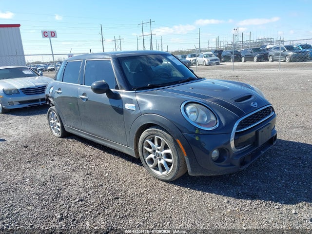 2016 MINI HARDTOP WMWXU3C5XG2D30870