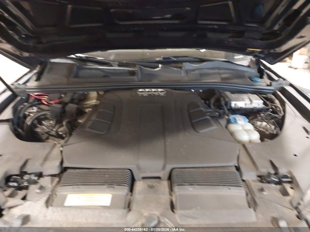 2017 AUDI Q7 WA1LAAF76HD011376 Photo 9
