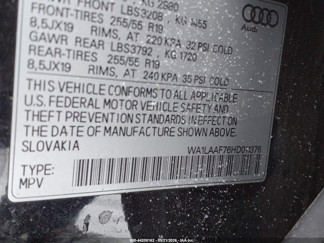 2017 AUDI Q7 WA1LAAF76HD011376 Photo 8