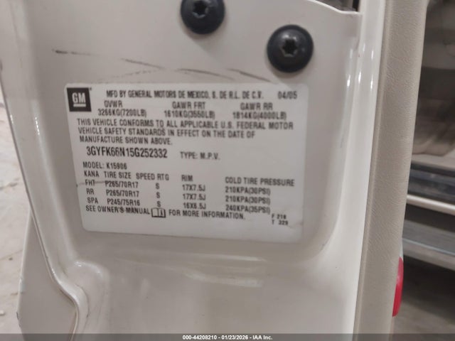 2005 CADILLAC ESCALADE ESV 3GYFK66N15G252332 Photo 8