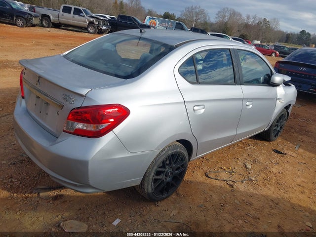 2017 MITSUBISHI MIRAGE G4 ML32F3FJ7HHF09126 Photo 3