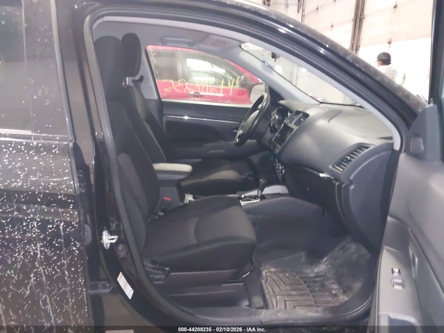 2019 MITSUBISHI OUTLANDER SPORT JA4AR3AU7KU032124 Photo 4