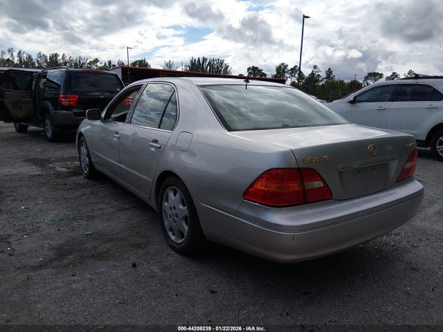 2003 LEXUS LS 430 JTHBN30F330109233 Photo 2