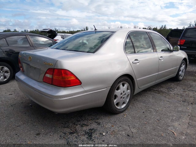 2003 LEXUS LS 430 JTHBN30F330109233 Photo 3