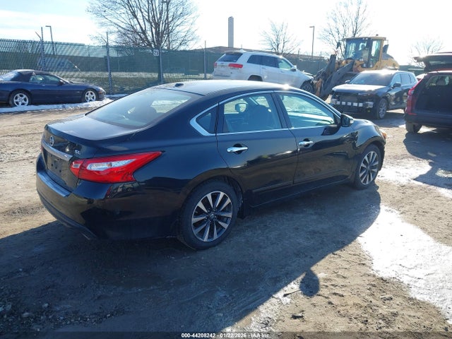 1N4AL3AP7HC221958 Nissan Altima 2.5 Sl