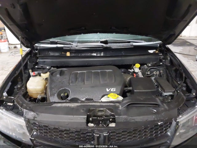 44208255 :رقم المزاد ، 3C4PDCGG7GT226136 vin ، 2016 Dodge Journey Crossroad Plus مزاد بيع