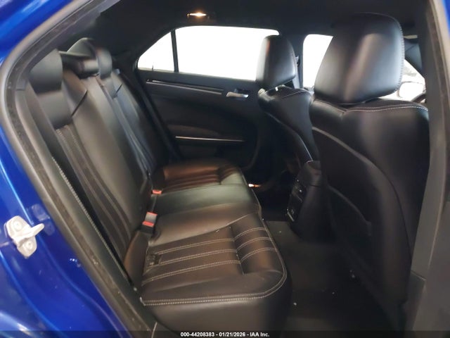 2018 Chrysler 300 300s Awd მანქანა იყიდება აუქციონზე, vin: 2C3CCAGG0JH181812, აუქციონის ნომერი: 44208383