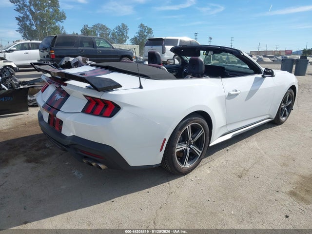 2024 FORD MUSTANG 1FAGP8UH0R5108567 Photo 3